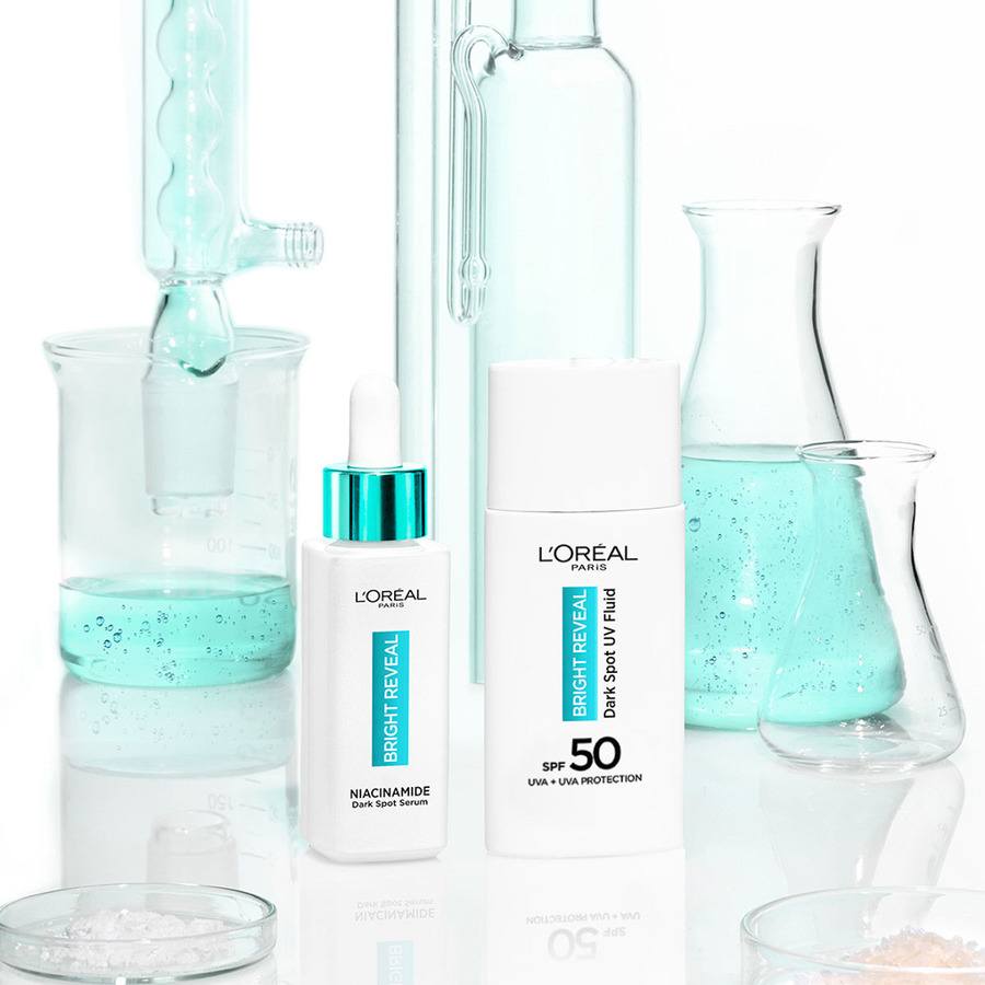 L'Oréal Paris Bright Reveal Serum 30ml + Bright Reveal Fluid Day Cream SPF50+ 50ml