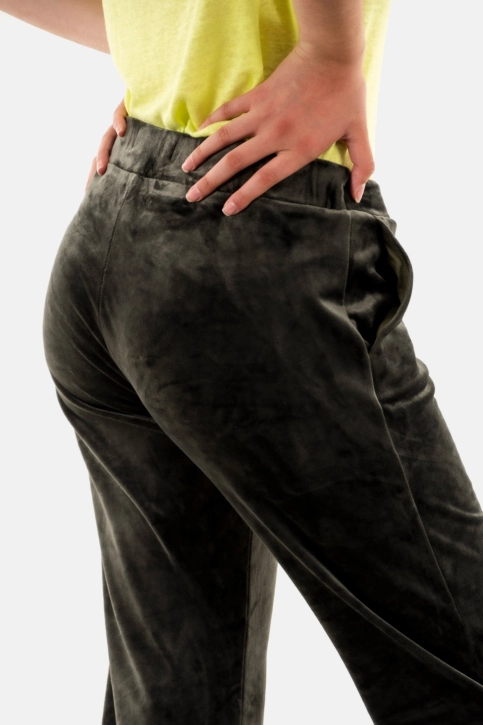 Jogging banana moon sealake hkc97 kaki