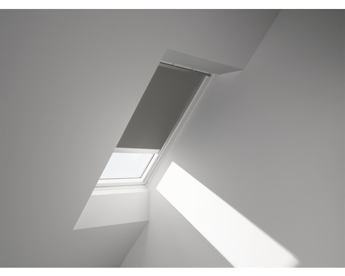 VELUX verduisterend rolgordijn, effen grijs, op zonne-energie, aluminium frame, DSL C02 0705S
