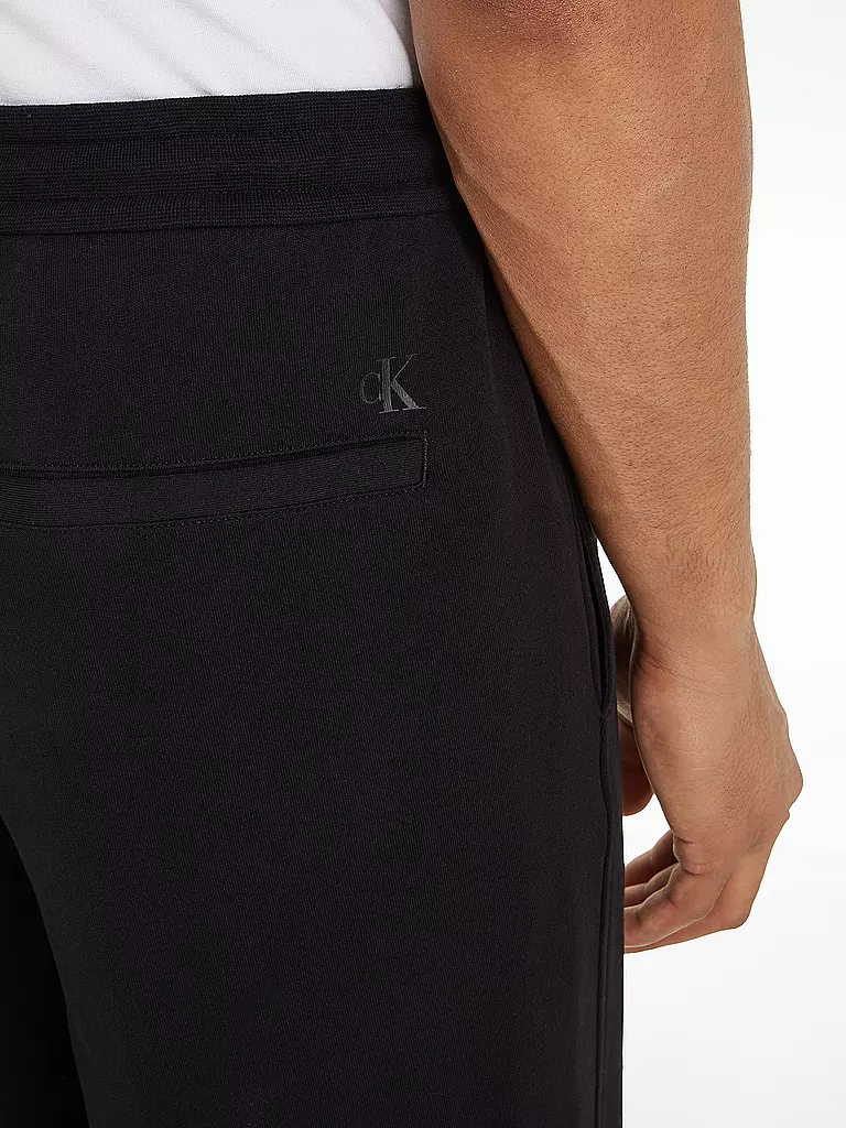 CALVIN KLEIN JEANS Sweatshorts  schwarz