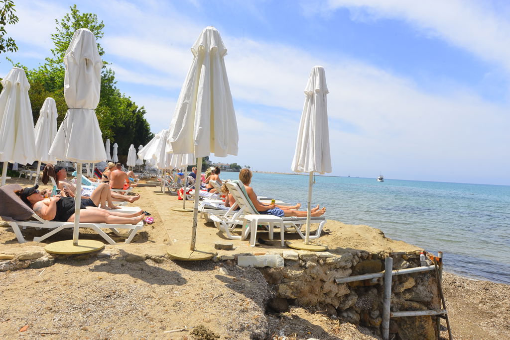 Leda Beach Logies en ontbijt - Hotel