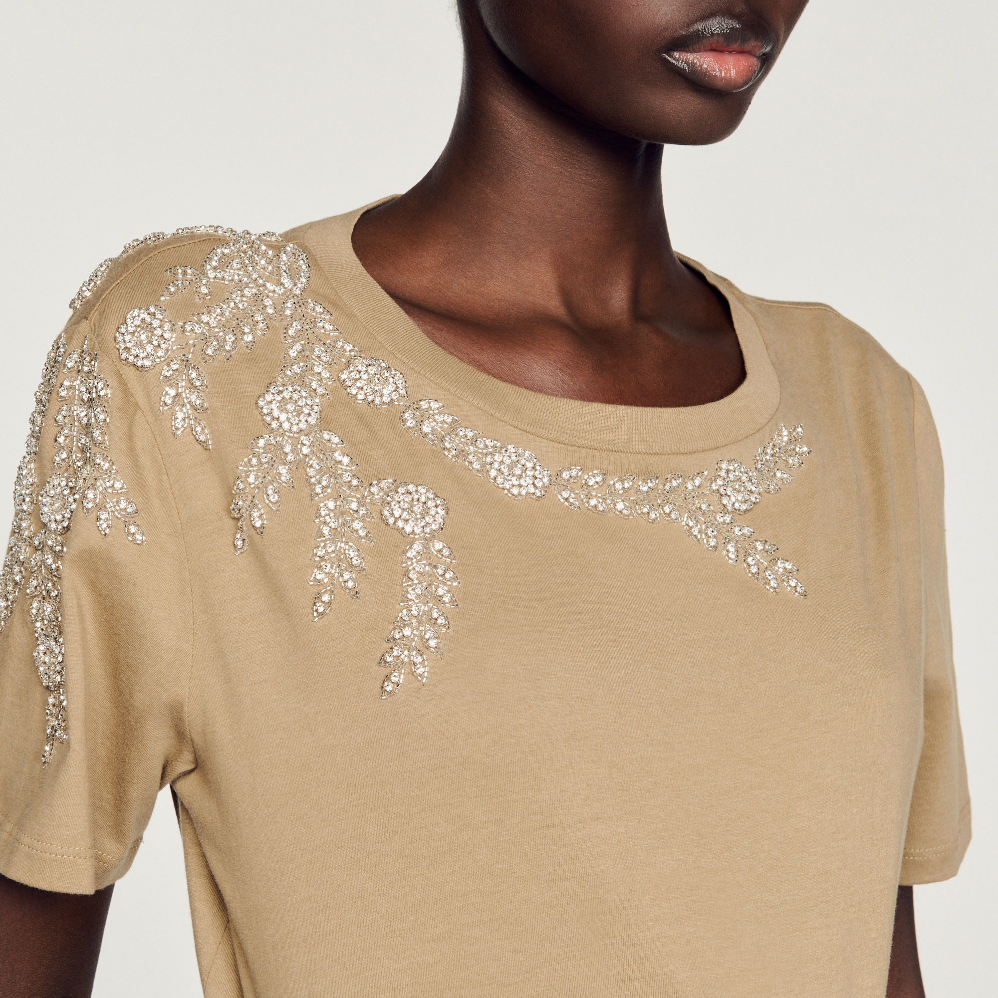 T-shirt orne de strass