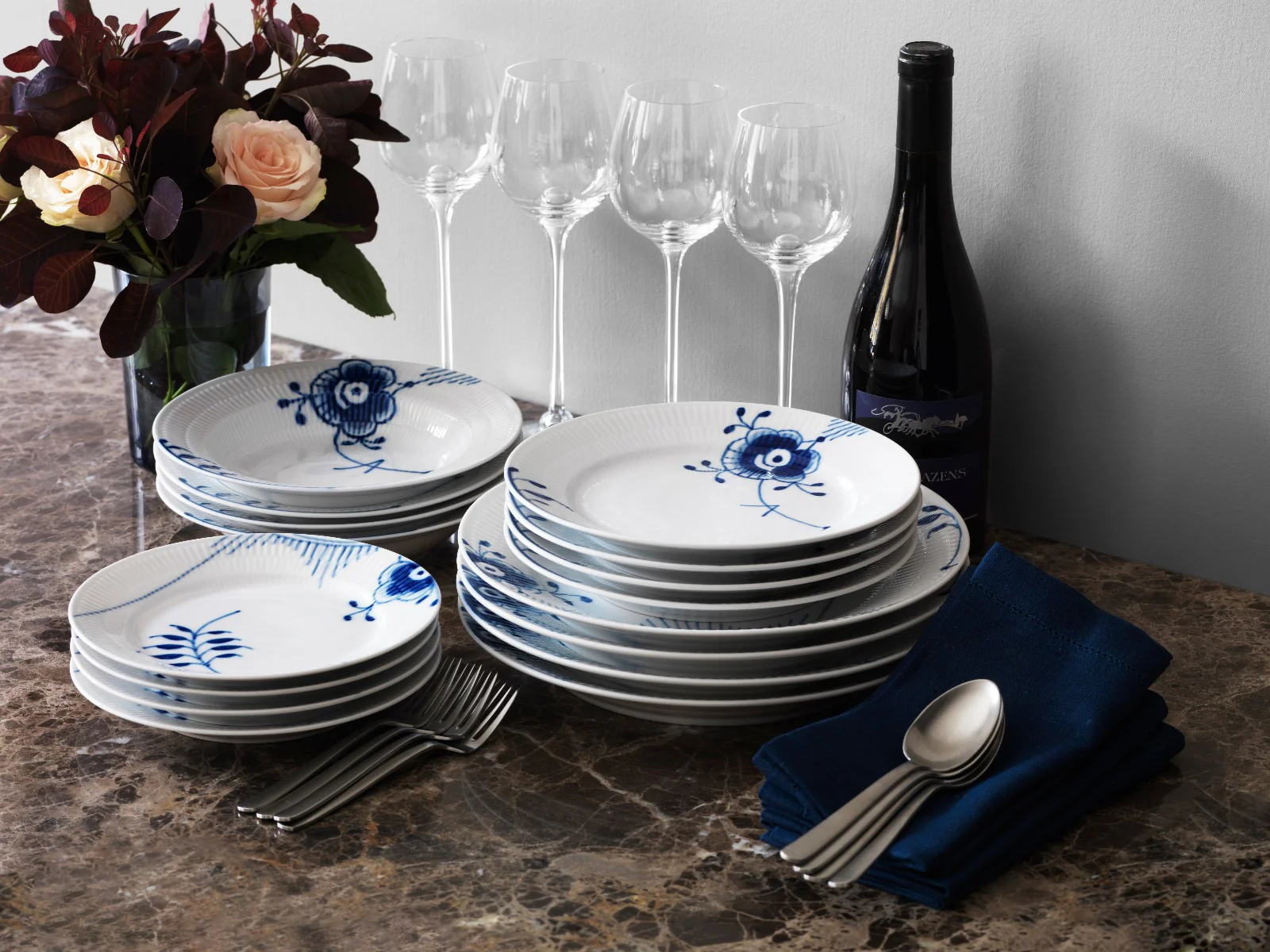Royal Copenhagen  Blå Mega riflet tallerken, deko 6 - 19 cm.