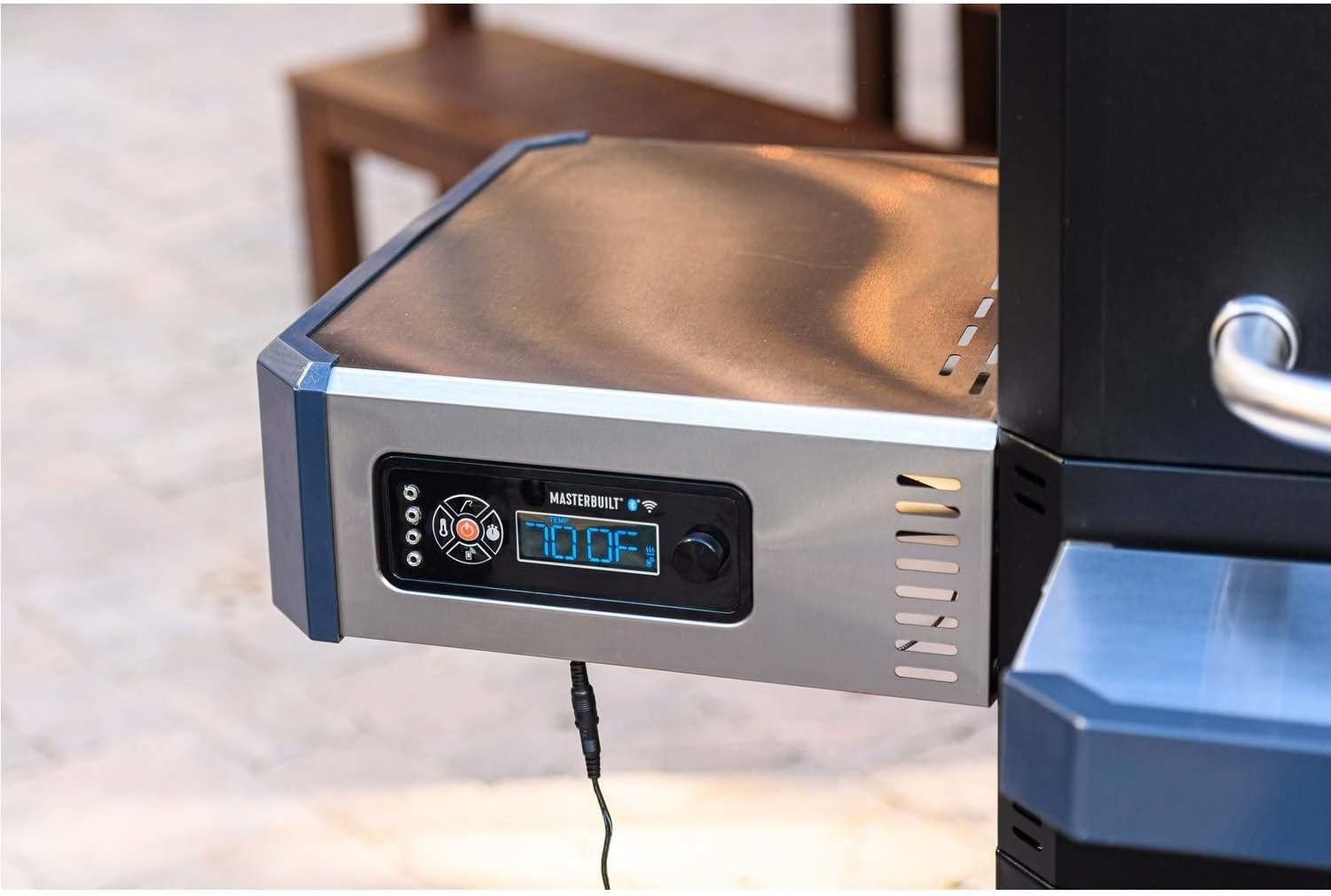 Masterbuilt® - Gravity Series 1050 Digitaler Holzkohlegrill + Smoker, Schwarz