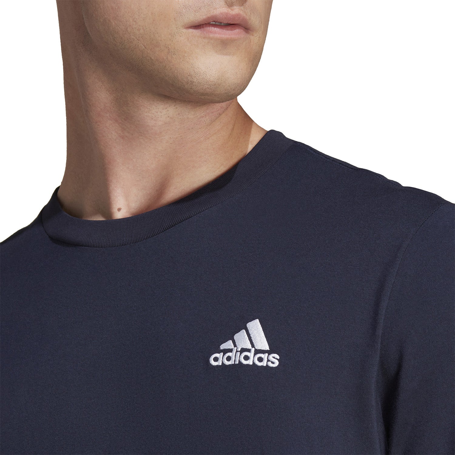 adidas  Essentials Single Jersey