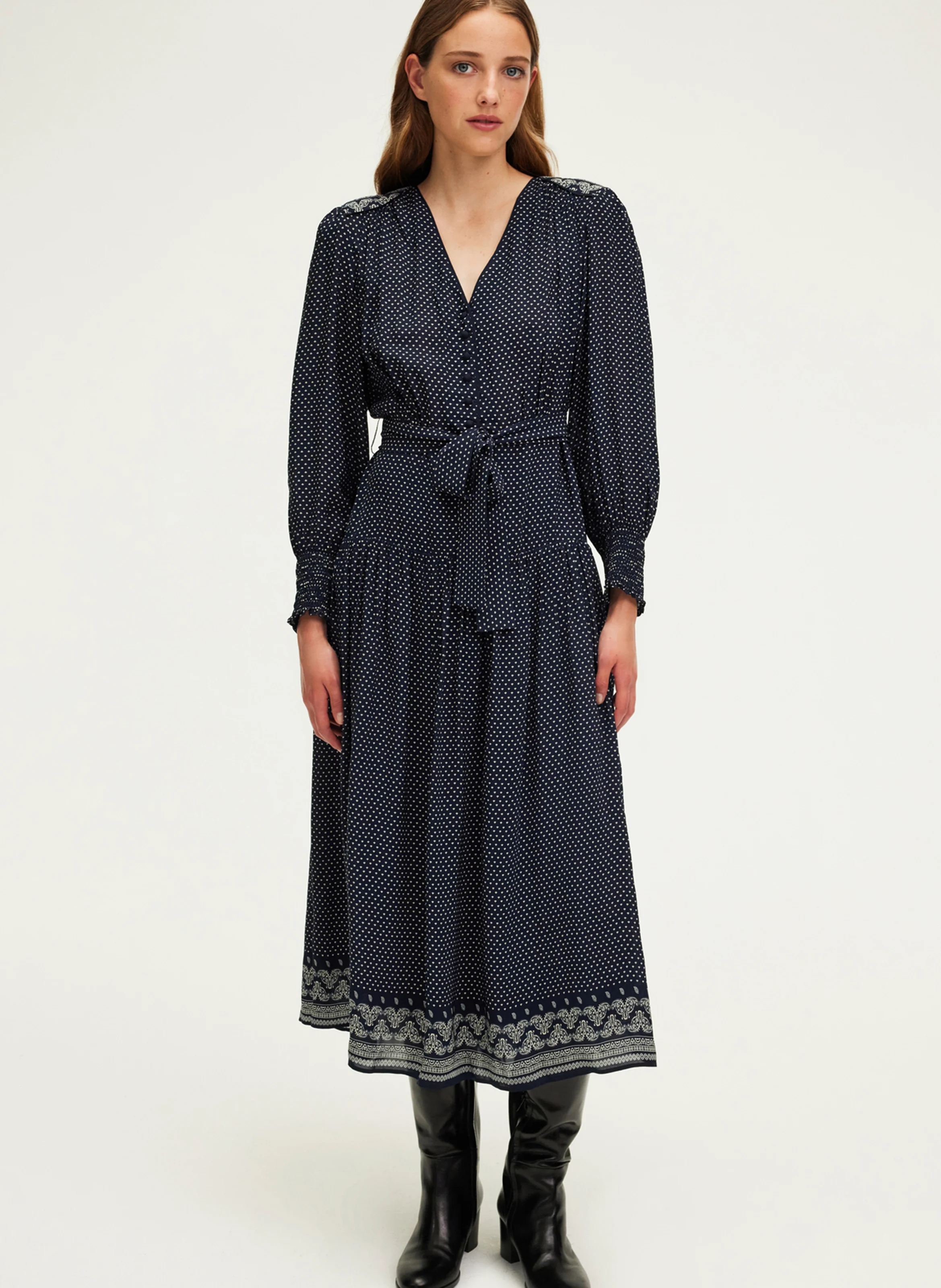 SYLVIA - Robe longue cintrée à col V | Bleu