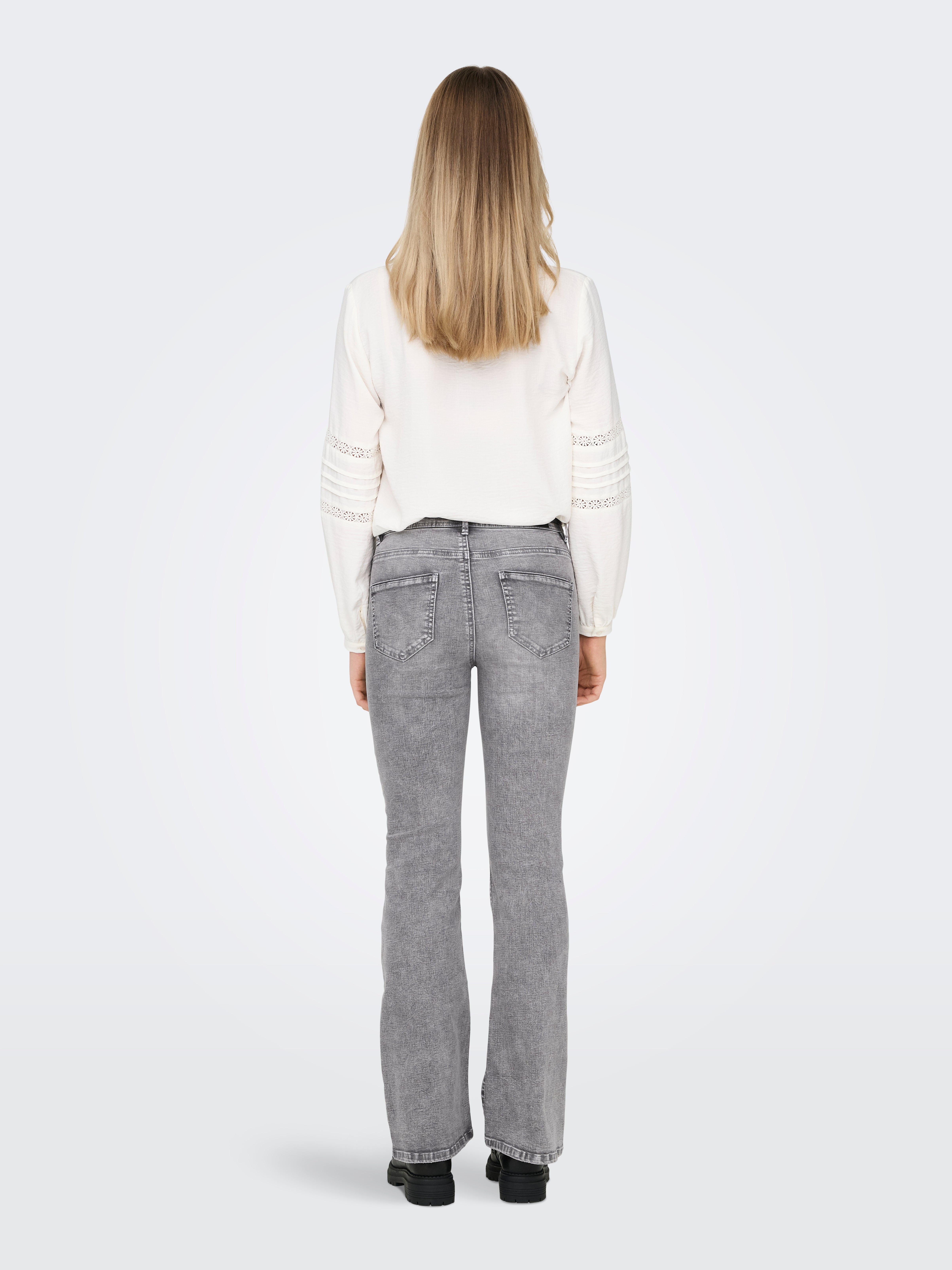 ONLWAUW Hohe Taille Ausgestellt Jeans Medium Grey Denim
