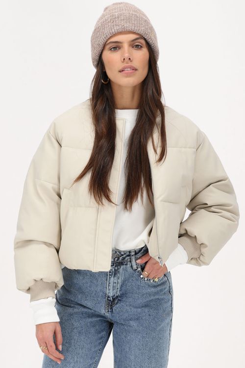 Beige leatherlook puffer jas