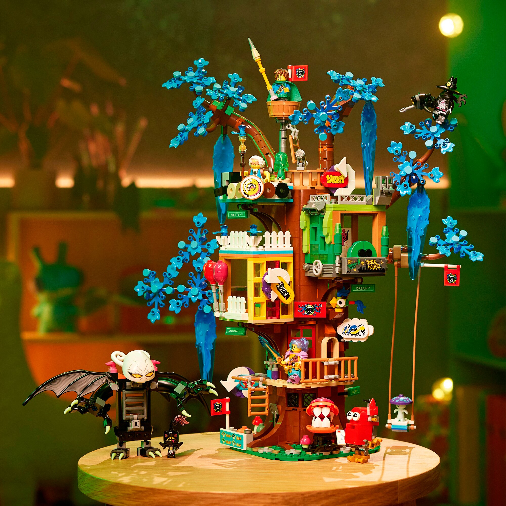 LEGO Konstruktionsspielzeug DREAMZzz Fantastisches Baumhaus