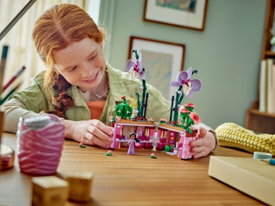 LEGO Isabela's bloempot (43237)