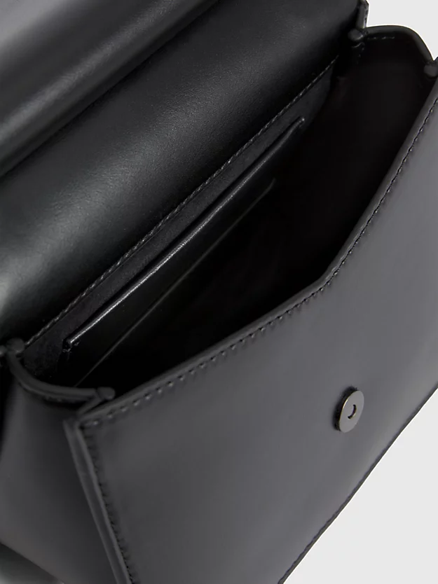 Bolsa de ombro pequena