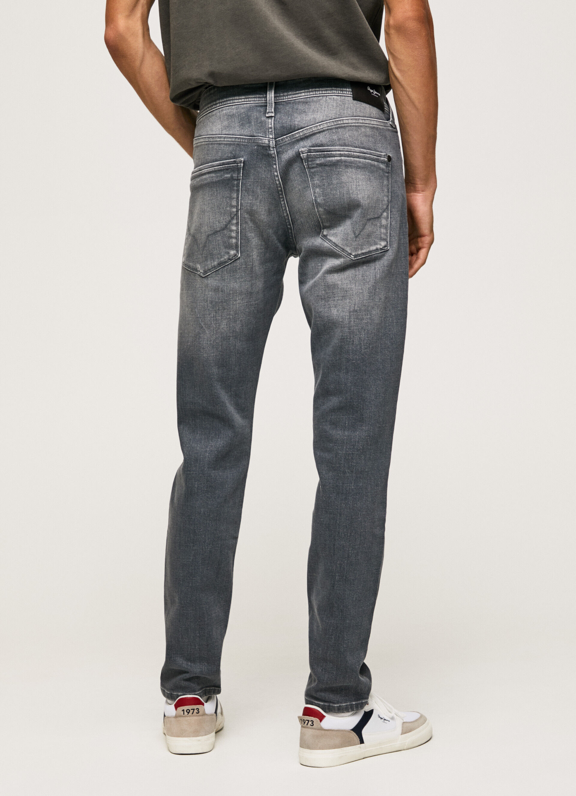 Calça jeans Stanley, corte e cintura regulares - jeans