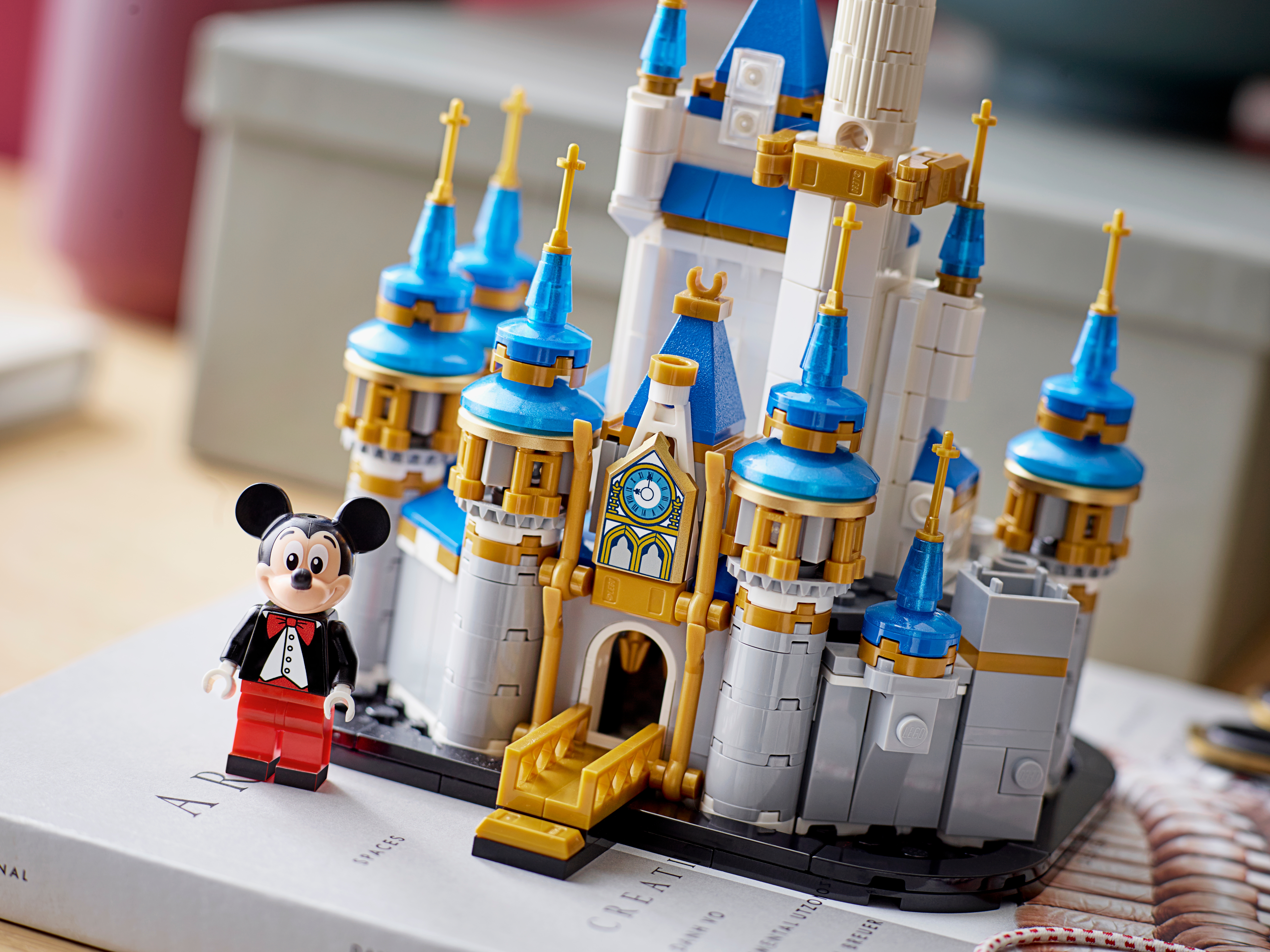 O castelo em miniatura da Disney 40478