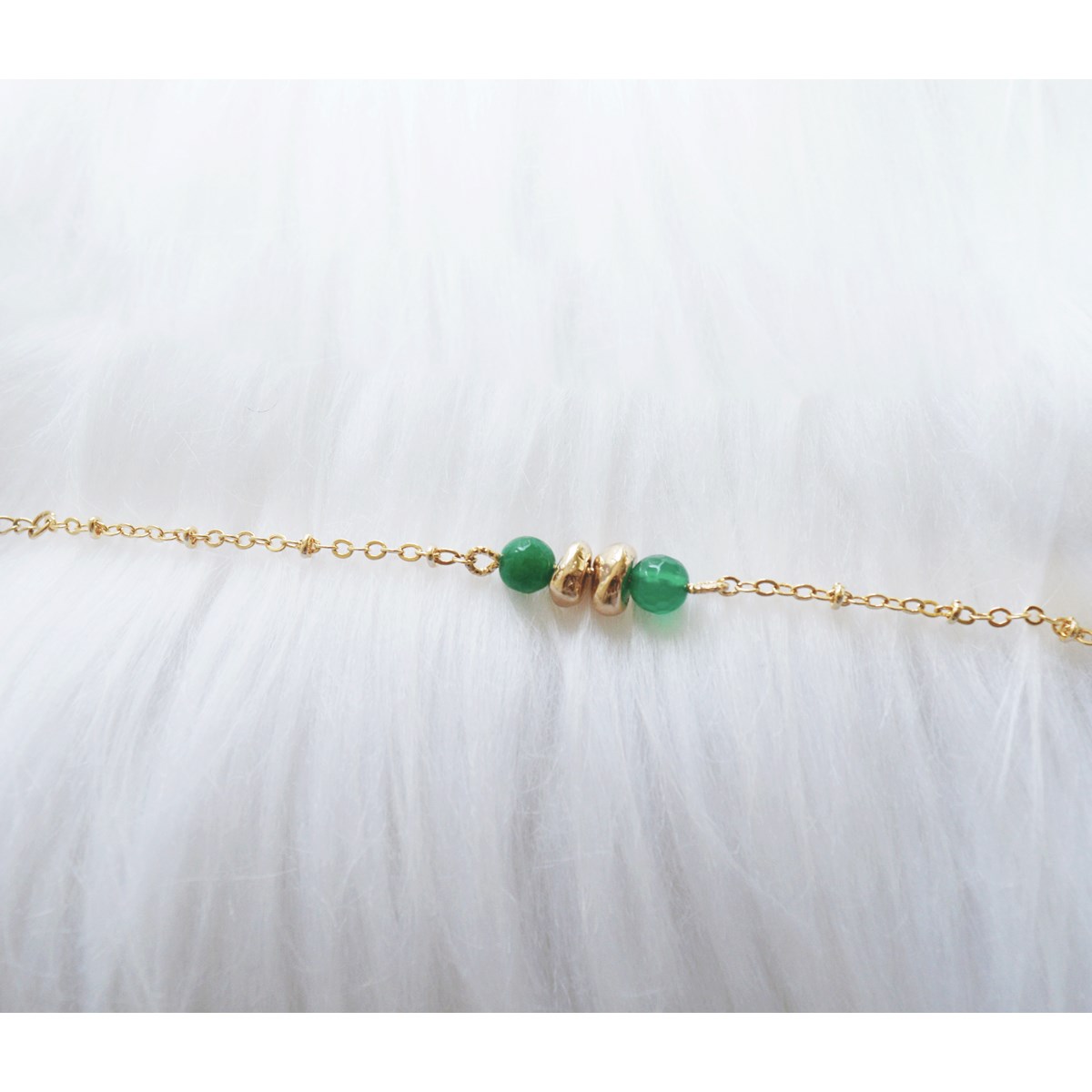 Bracelet  chaîne  perles d 'agates vertes- Doré à l'or fin