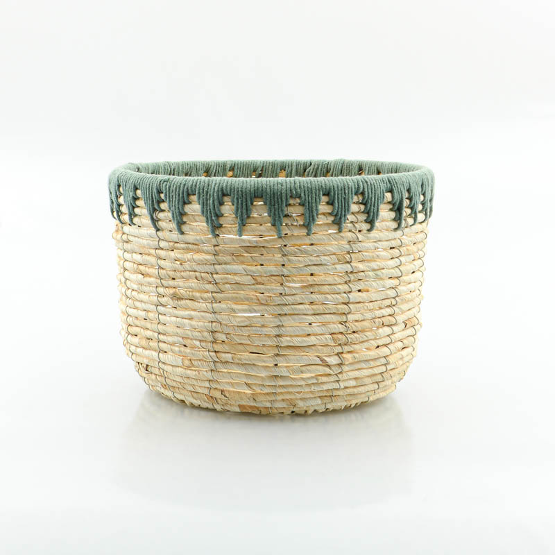 Panier rond broderie verte