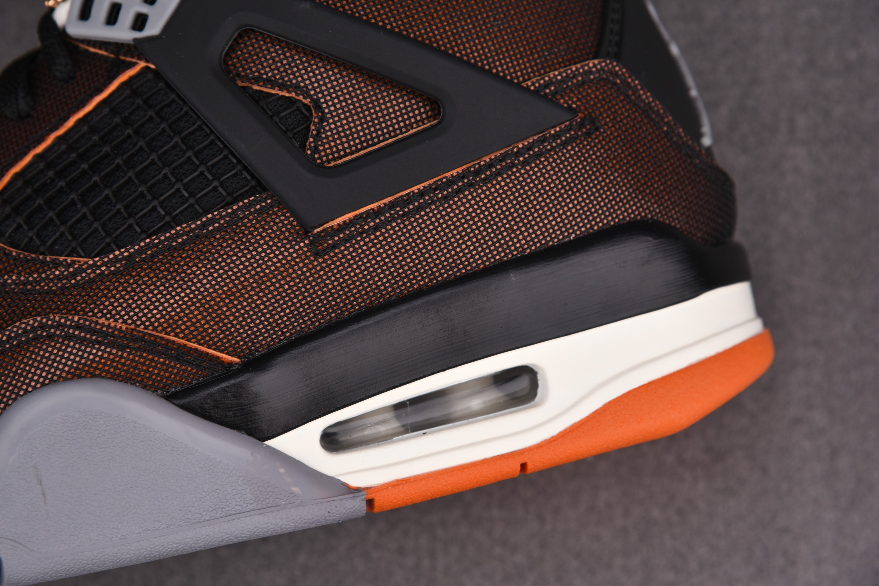 Jordan 4 Retro Starfish (Women Size!!)