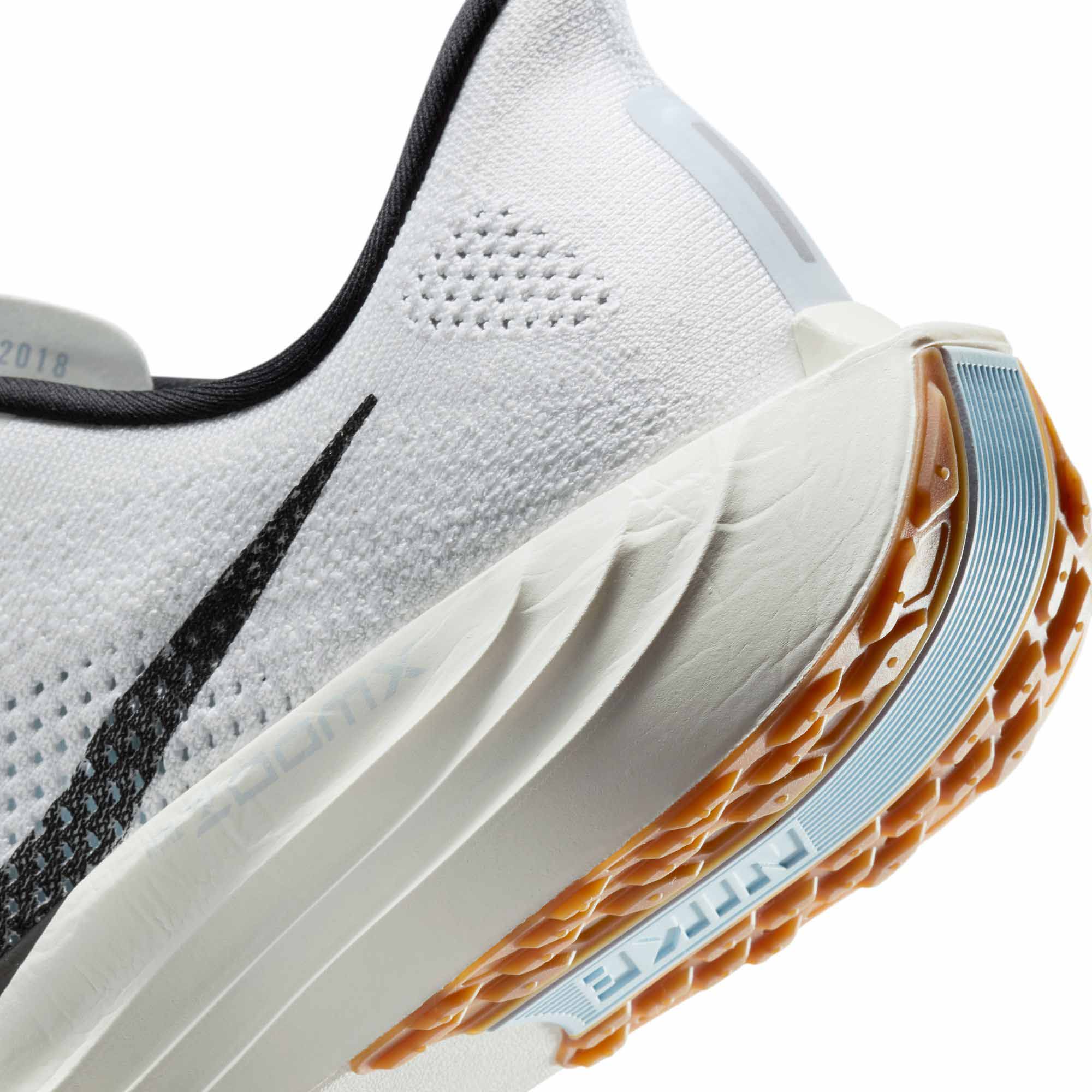 Pegasus Plus Herre 101/White/Black/Sail/Blue Tint