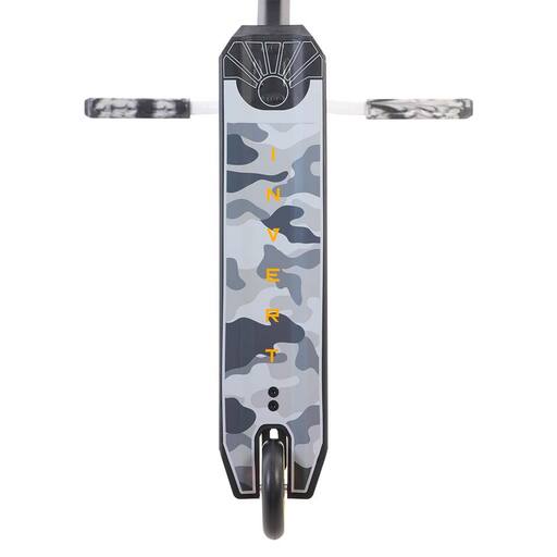 Patinete acrobático Supreme Invert para crianças de 10 a 14 anos.
