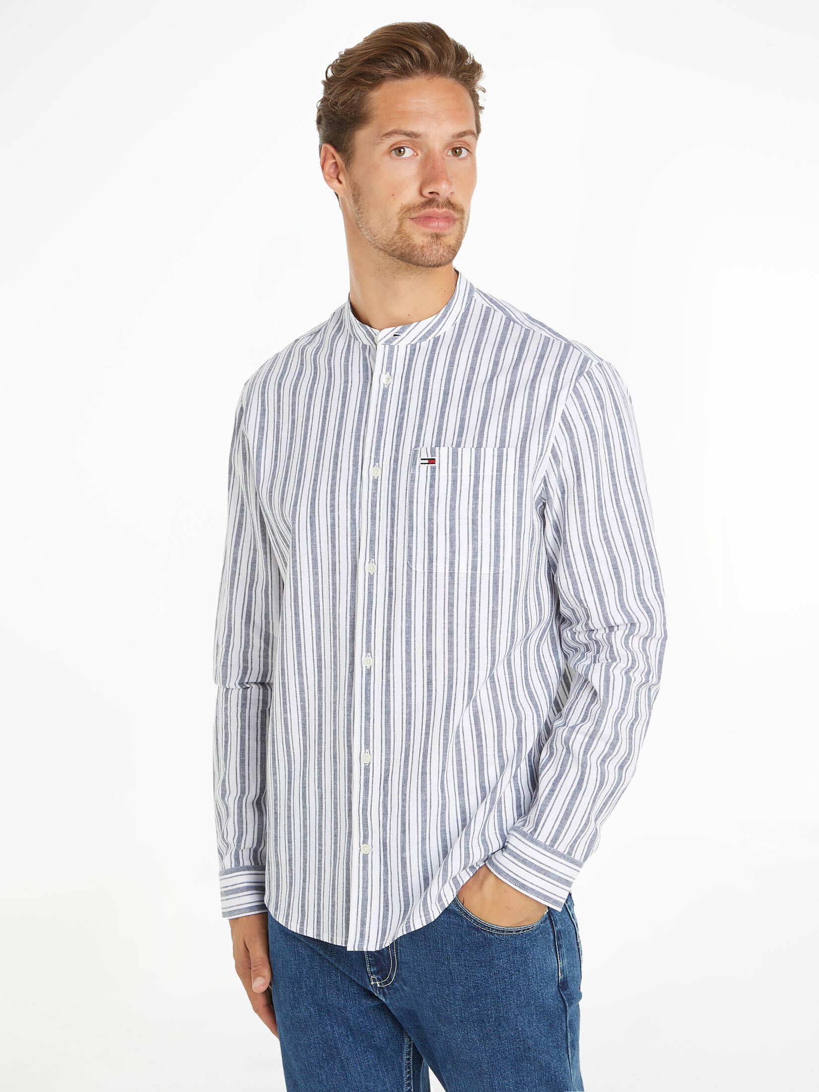 Tommy Jeans| Herren Hemd aus Baumwoll-Leinenmischung MAO STRIPE LINEN BLEND SHIRT