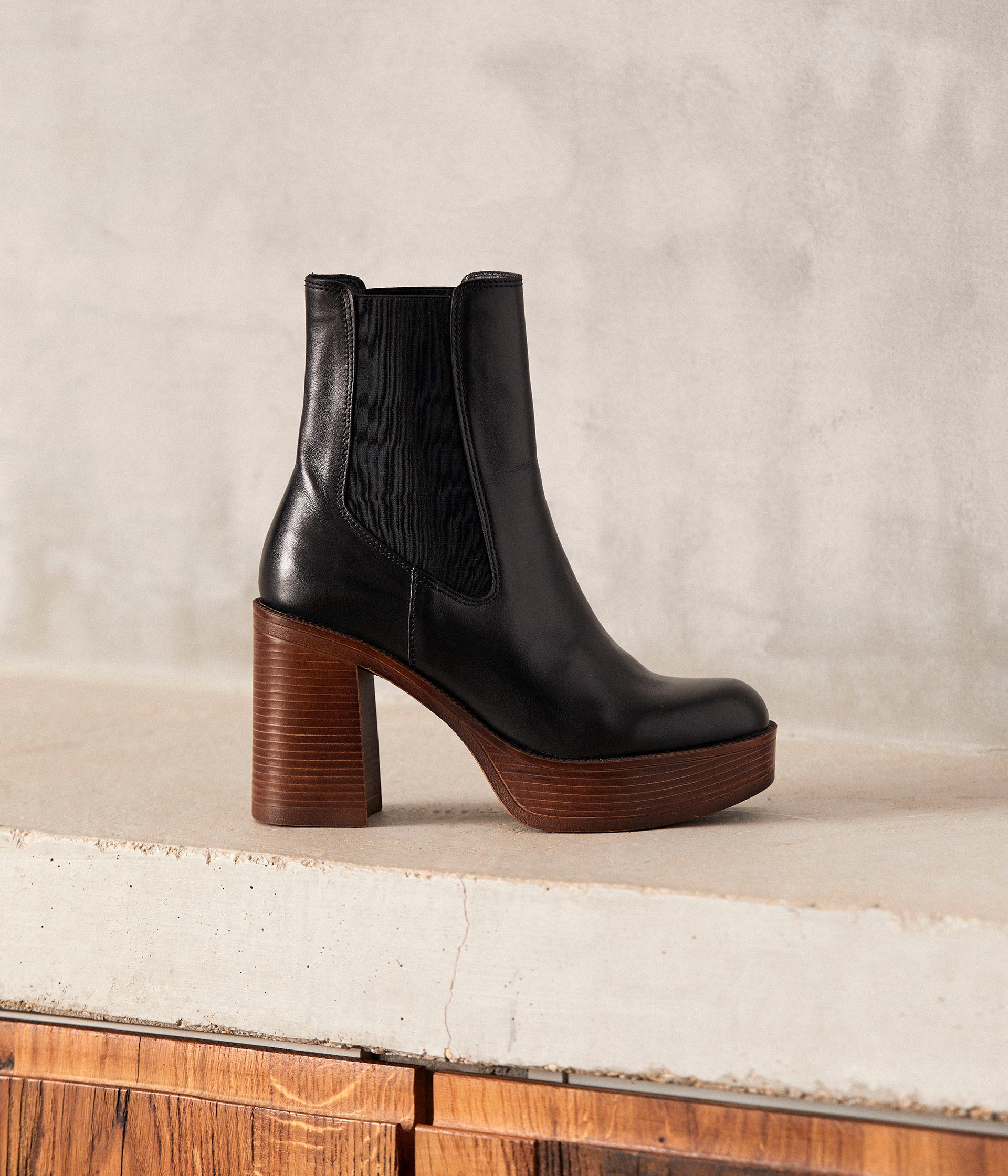 Boots noires plateforme Alica