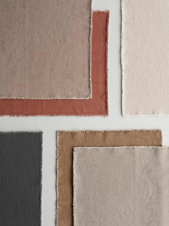 Blomus Lineo placemat tan