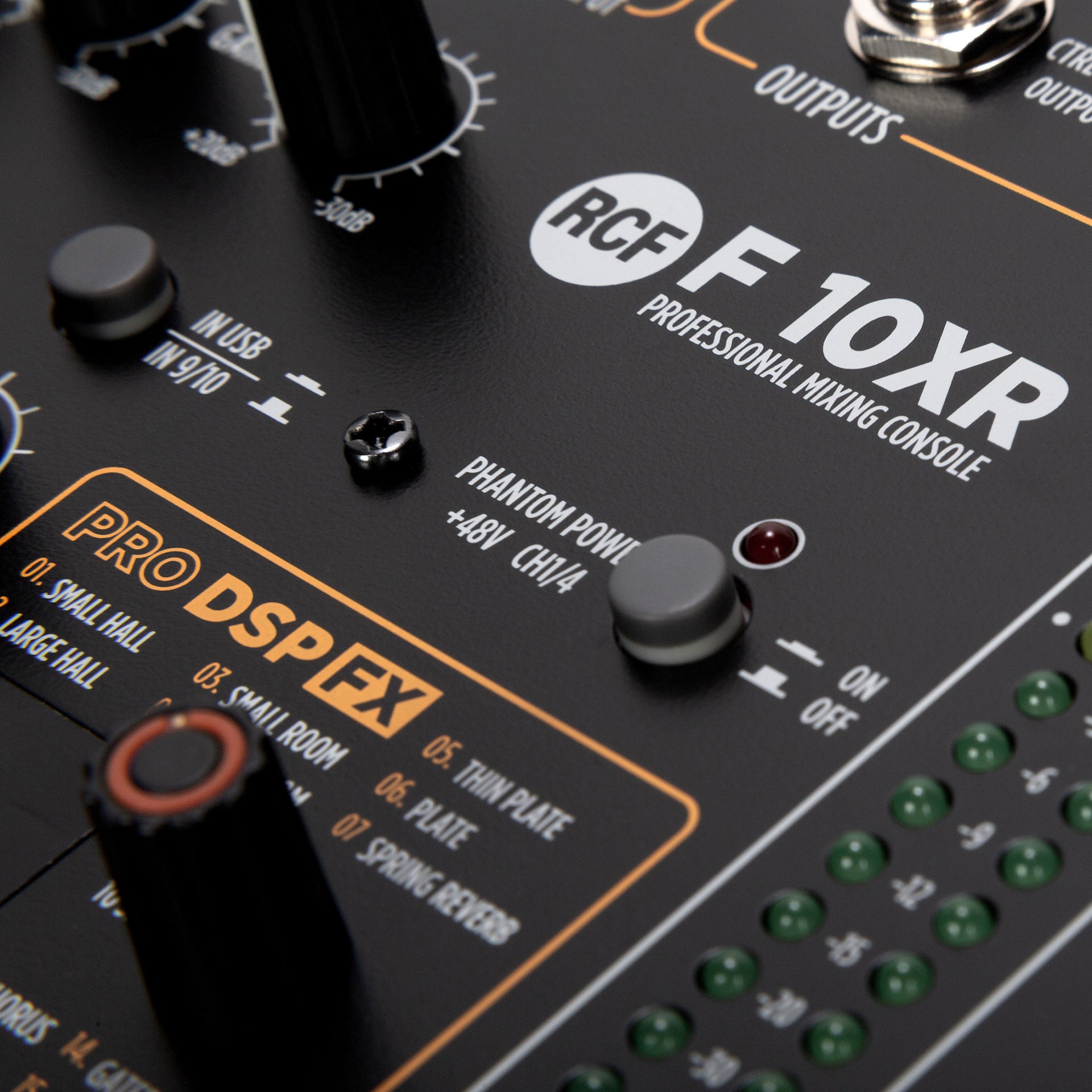 RCF F 10XR 10-kanaals mengpaneel