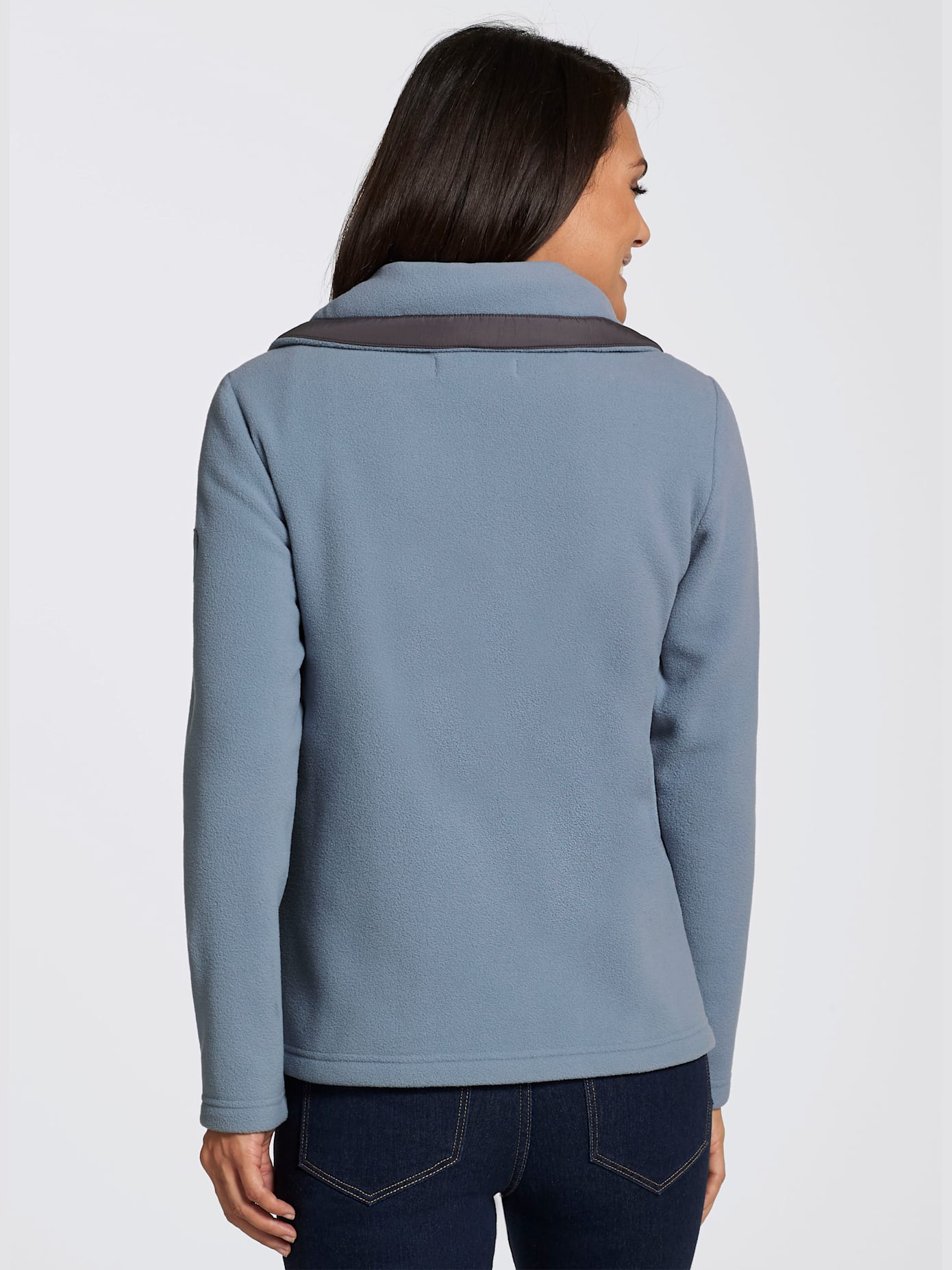 Veste polaire traitement contre les bouloches