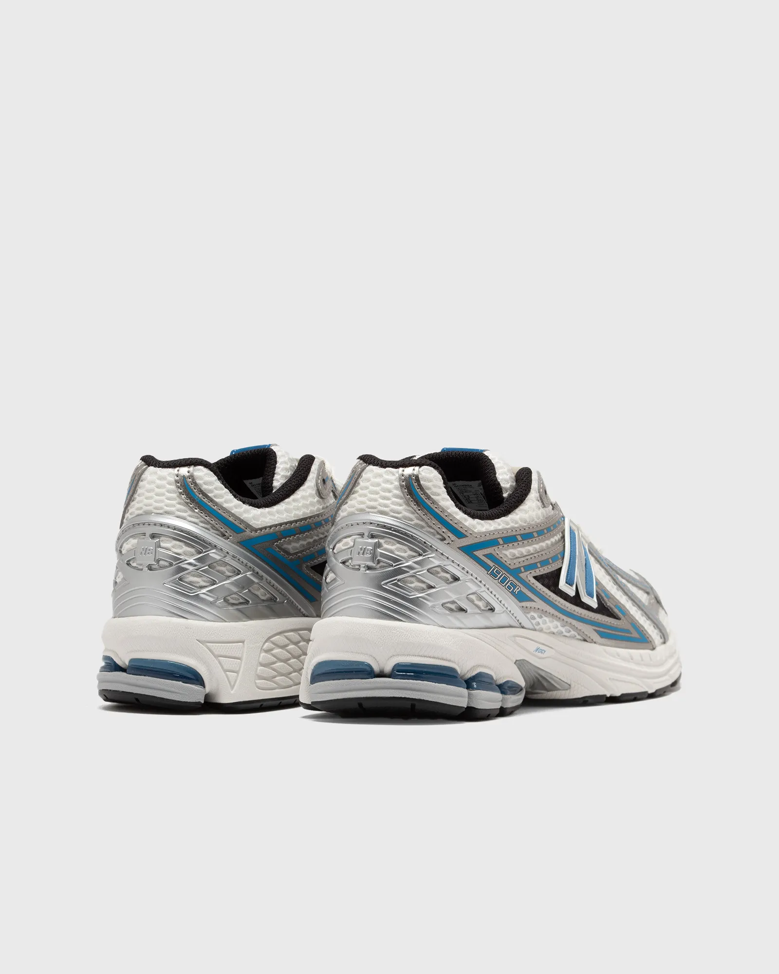 New Balance 1906R