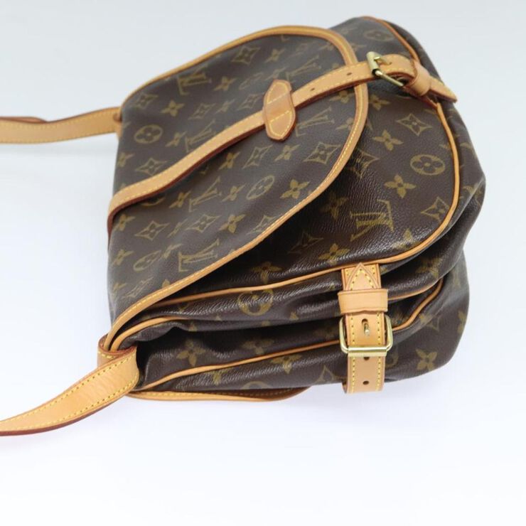 Louis Vuitton Vintage Louis Vuitton Saumur Black