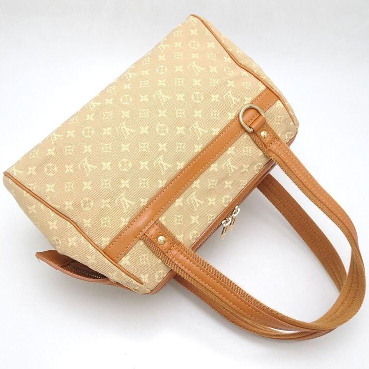 Louis Vuitton Vintage Louis Vuitton Josephine Beige