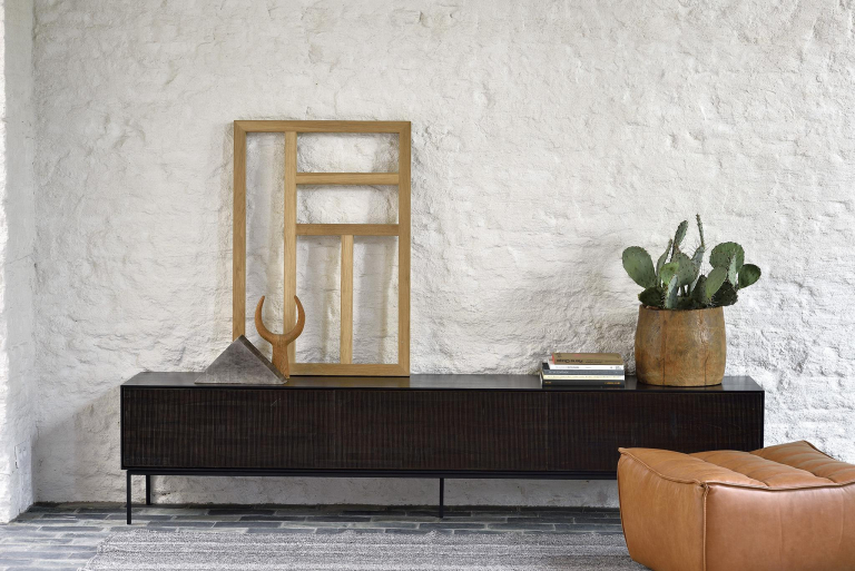 Ethnicraft Grooves tv-meubel 242x45