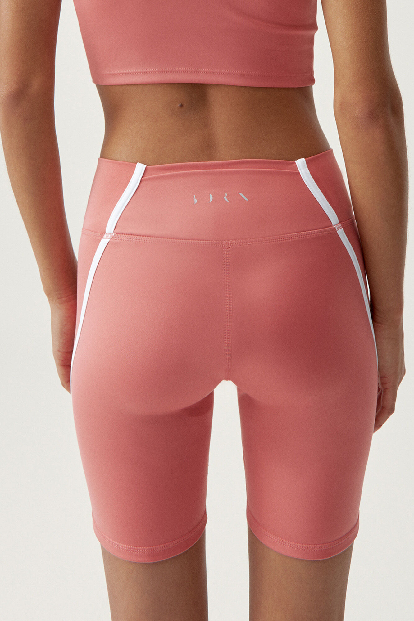 Daira curto rosa pêssego/branco