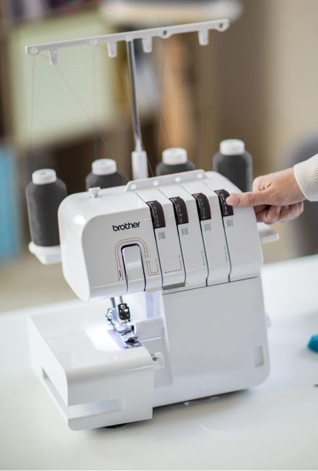 Brother - M343DST Overlock Symaskine