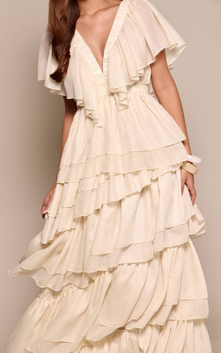 Crème Robe Maxi À Col V Plongeant Et Volants Étagés Extrêmes