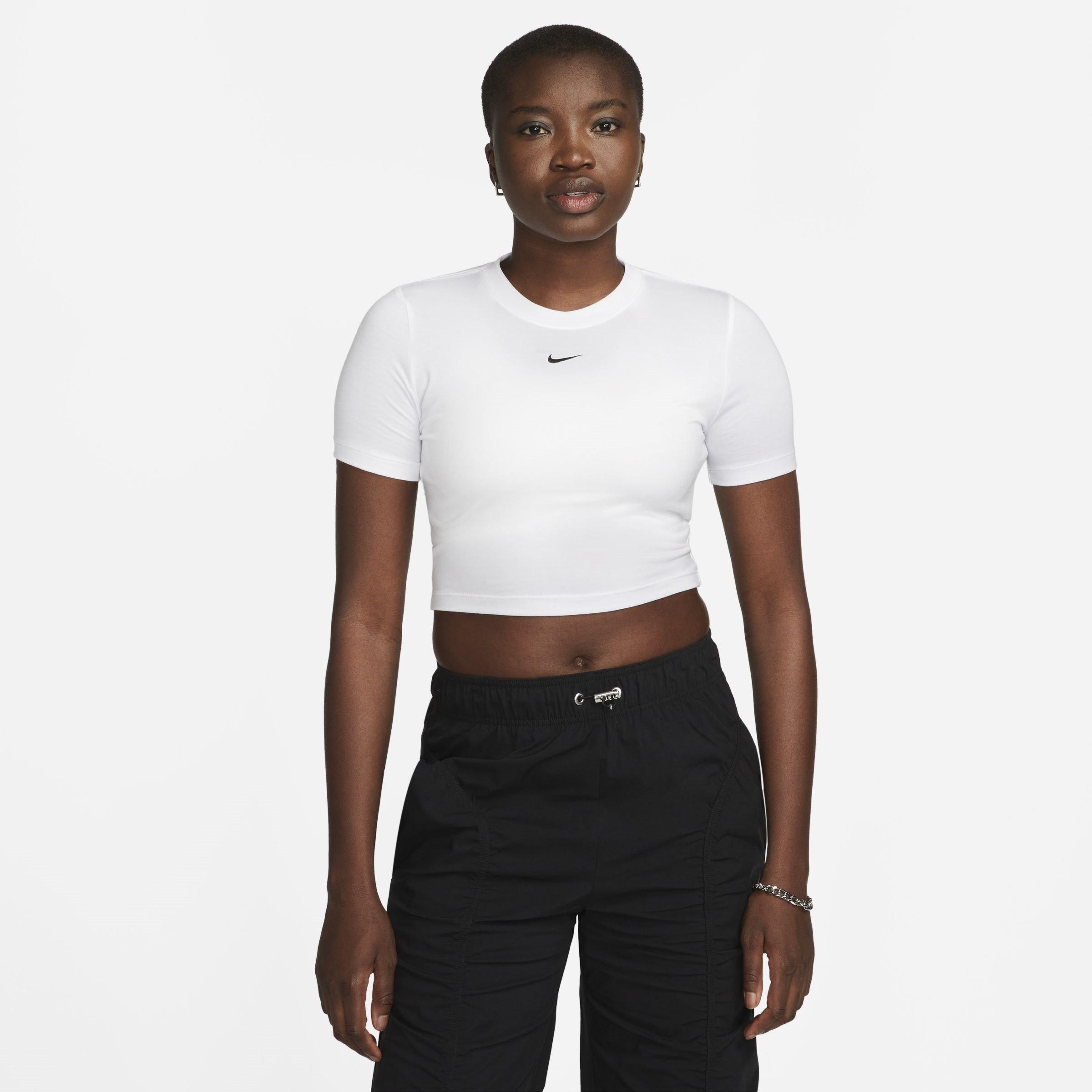Nike Sportswear Essential Womens Slim Fit Crop T Shirt