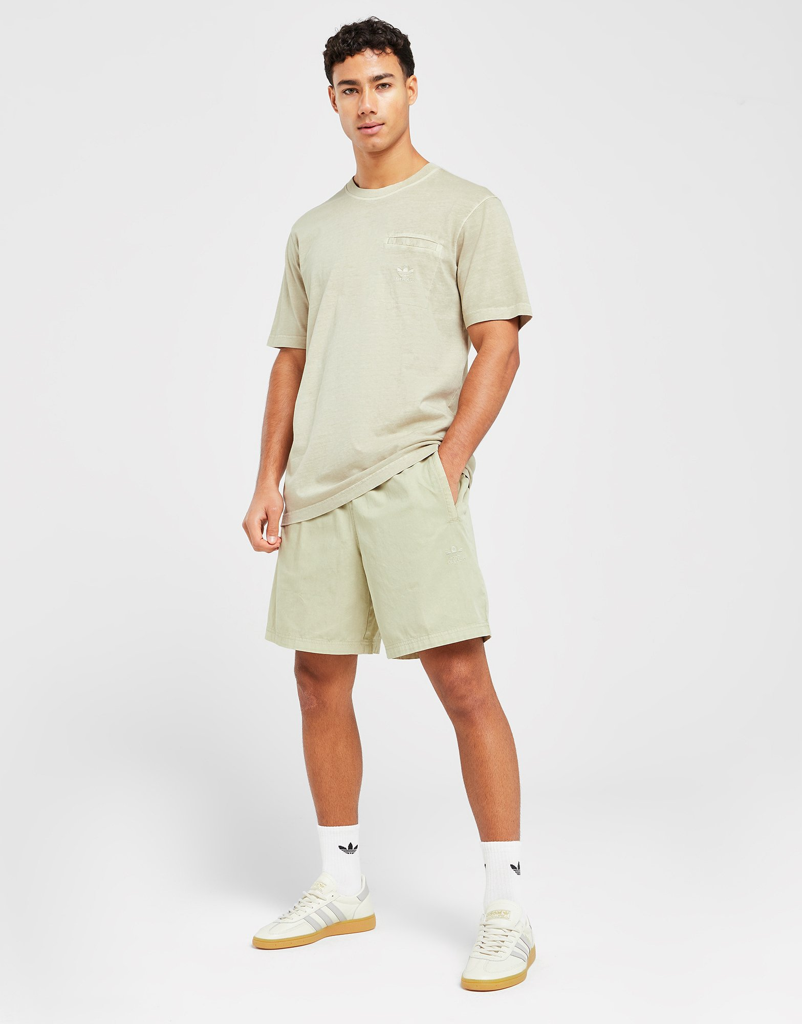adidas Short toile Trèfle Essentials+ Dye