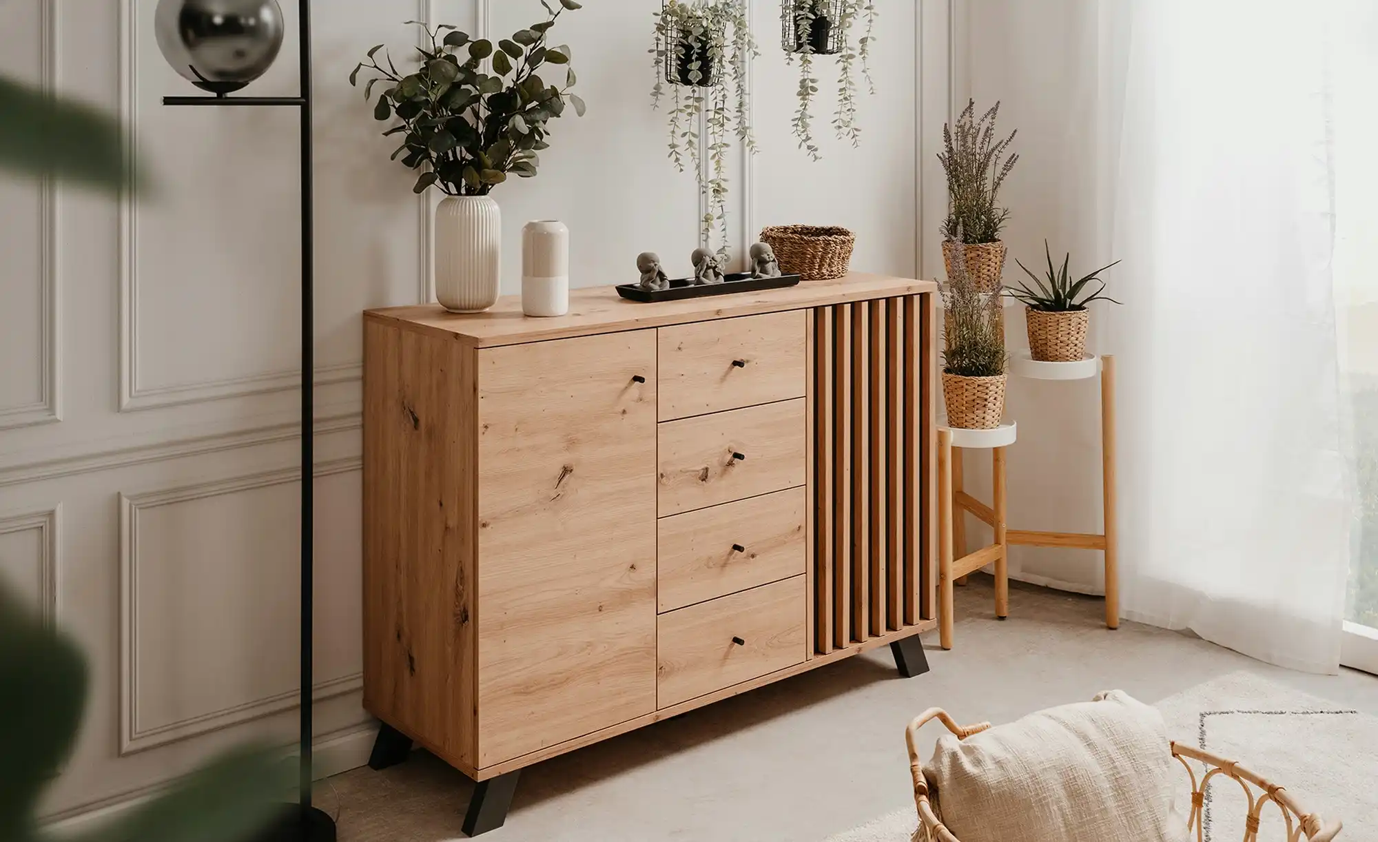 Sideboard Harmony