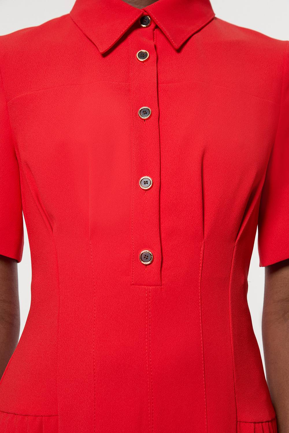 KarenMillen Robe chemise en crêpe ajustée à panneaux plissés