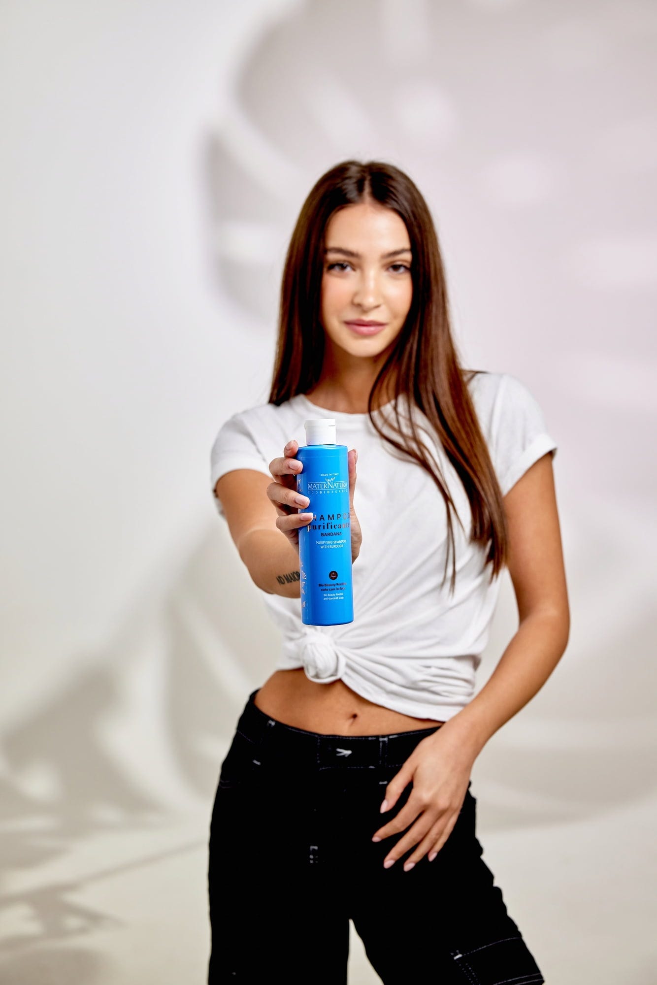 MaterNatura  Anti-Schuppen-Shampoo mit Klette, 250 ml