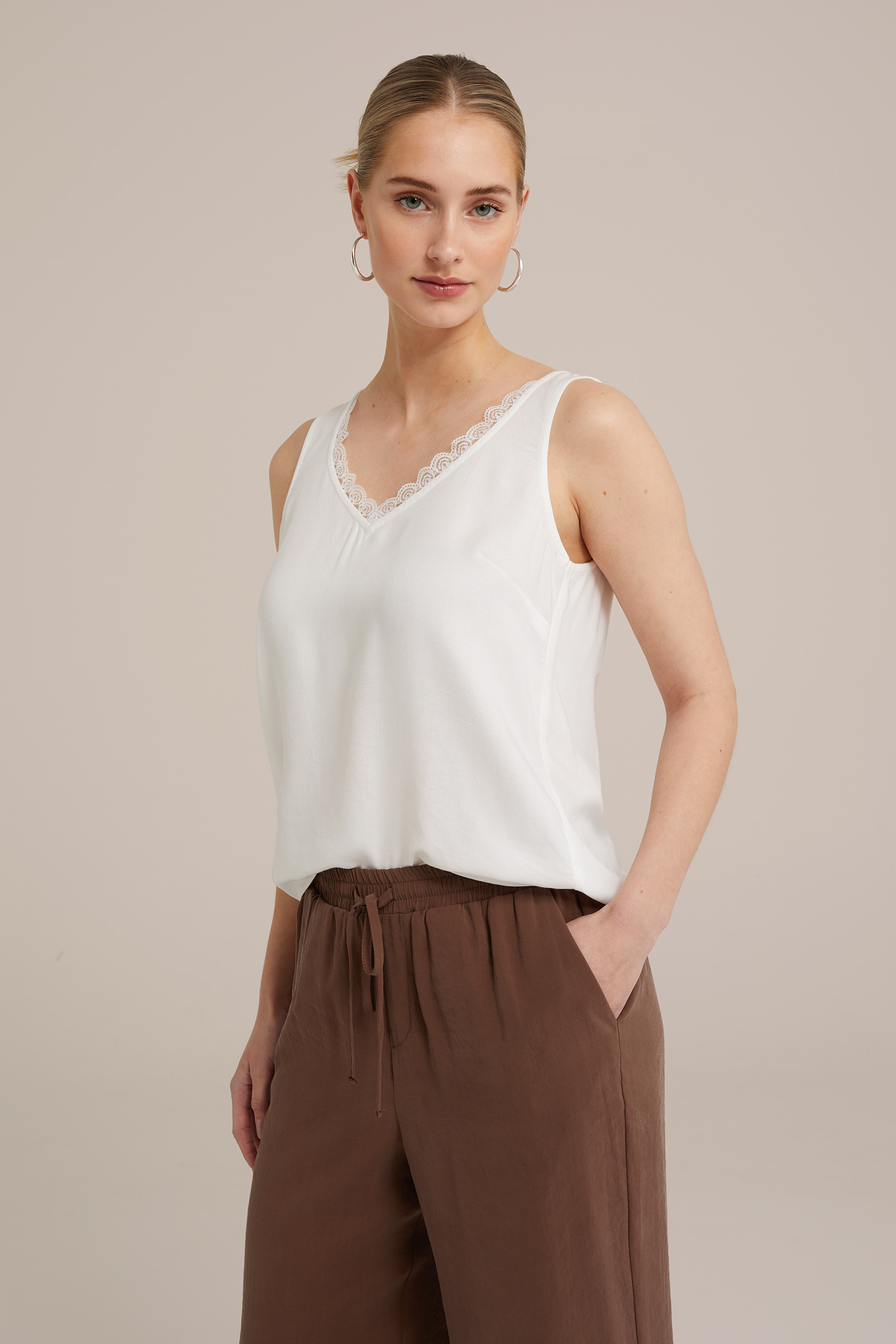 mouweloze top met kant WE Fashion Wit