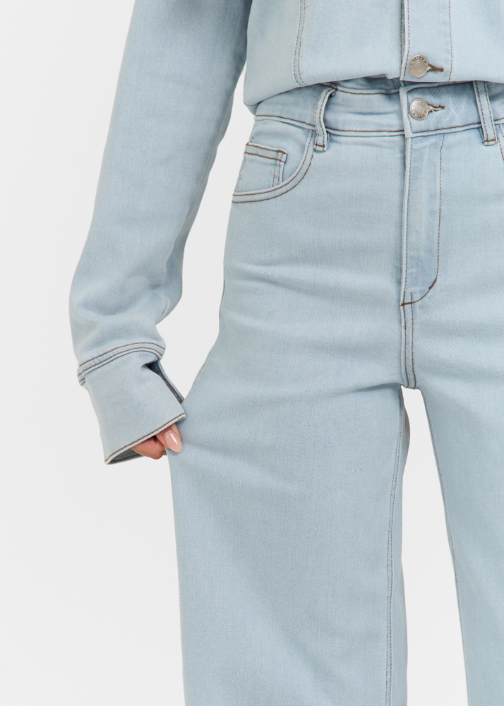 Denim stretch jumpsuit sky blauw