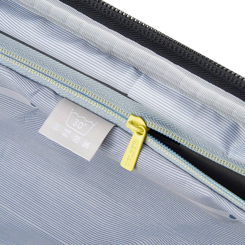 Valise rigide Shadow 5.0 Extensible 66 cm Noir