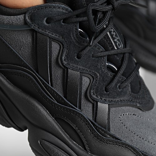 Baskets Ozweego ID9825 Grey Six Core Black