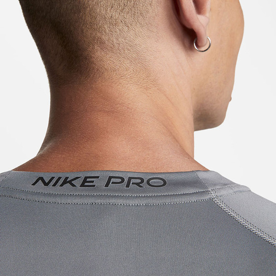 Nike Pro Shortsleeve Top