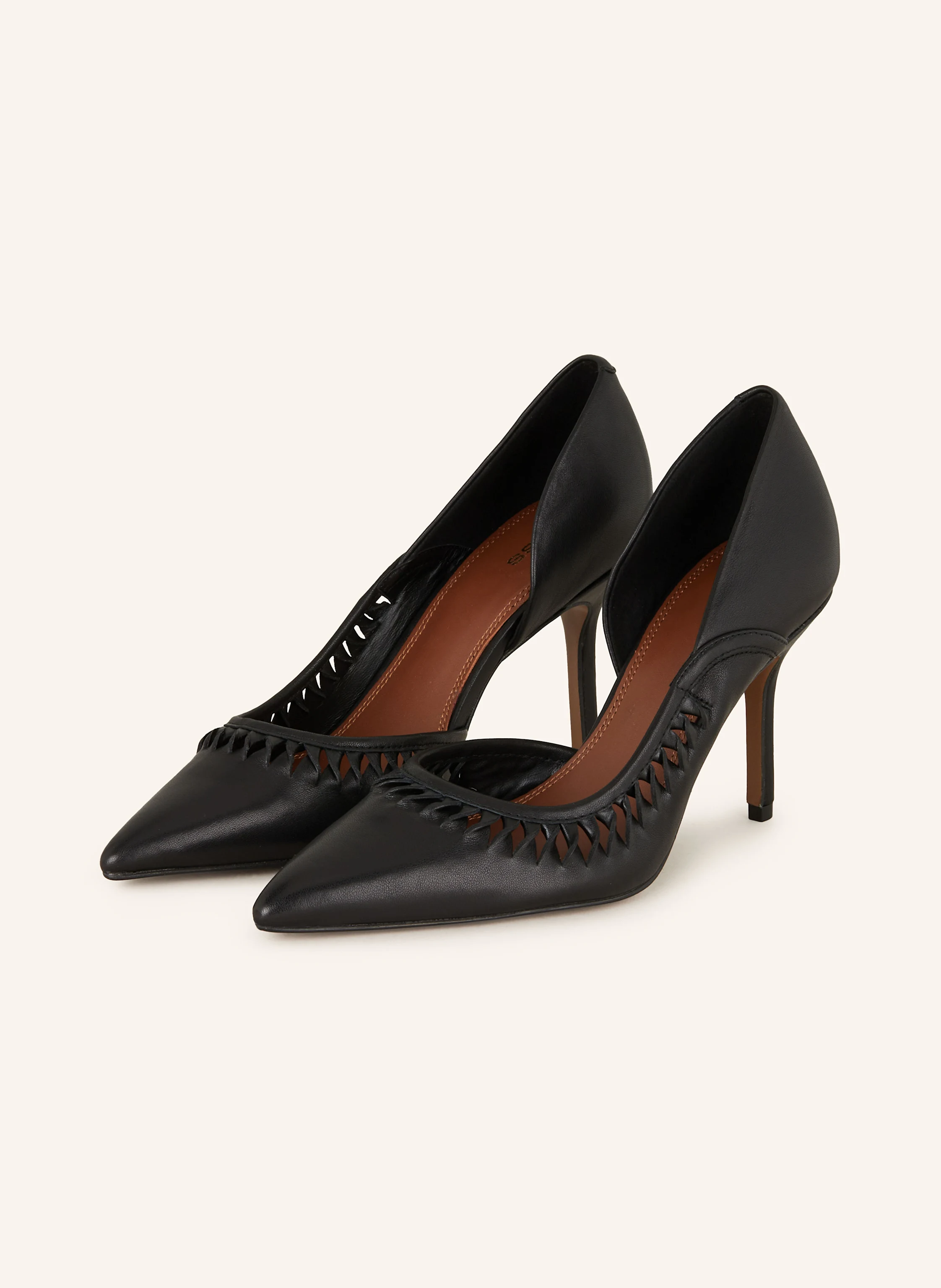 REISS Pumps