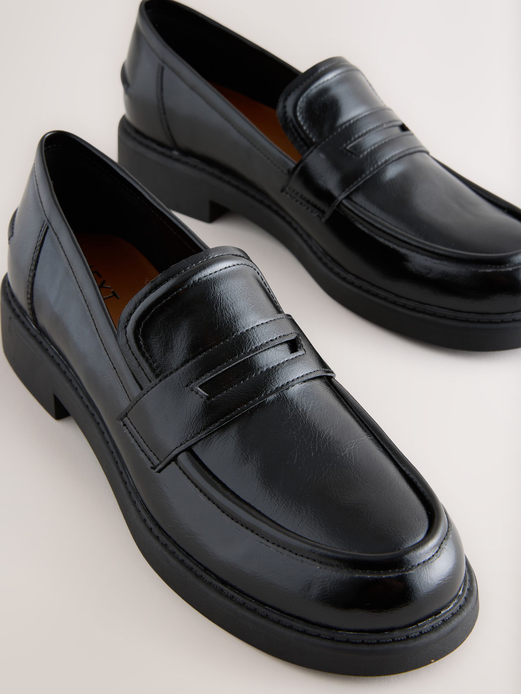 Zwart - Forever Comfort® Round Toe Chunky Platform Loafers