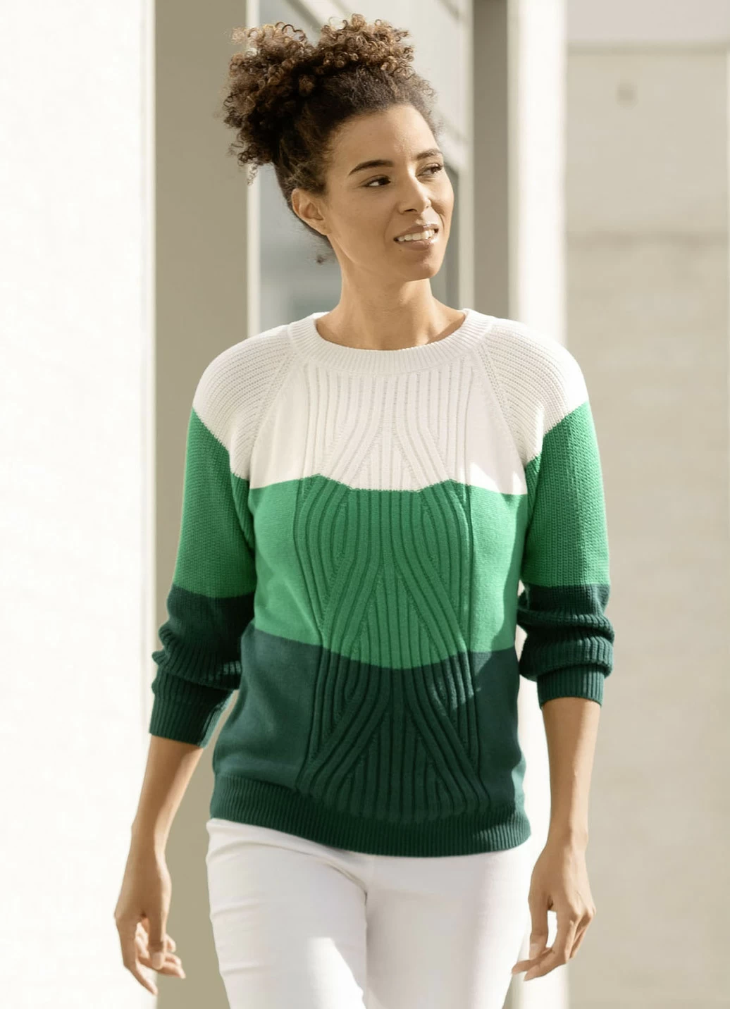 Pullover in Color-Blocking