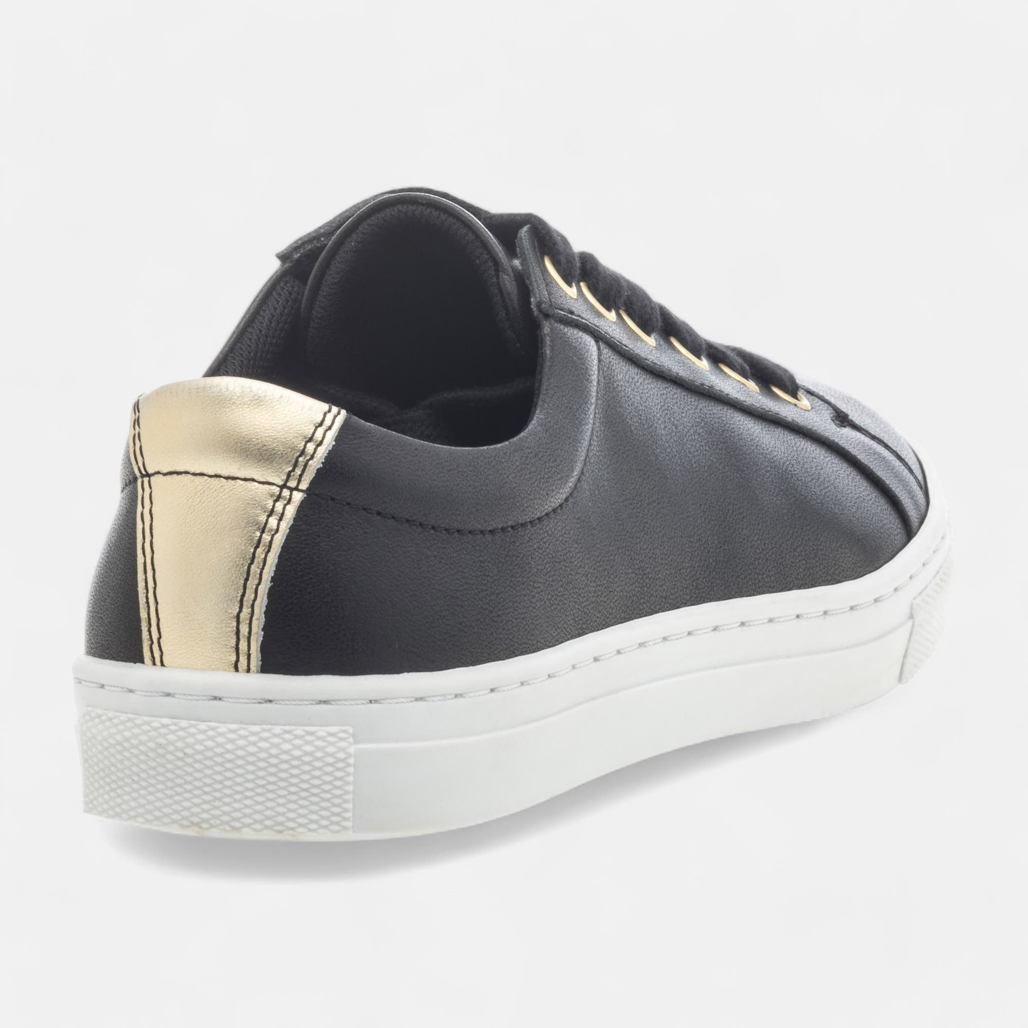 Baskets basses Femme en cuir noir