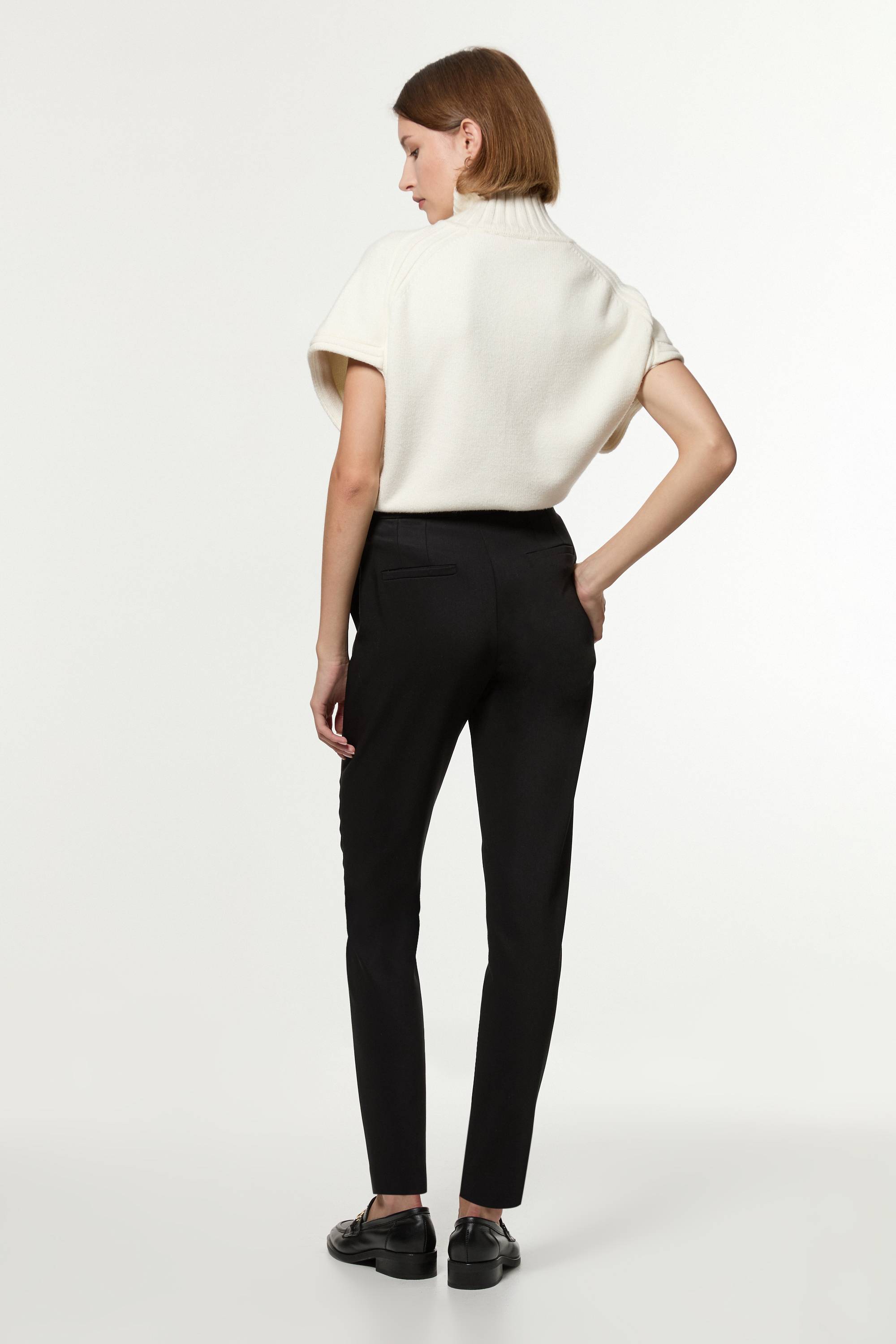 KarenMillen Pantalon droit pour femmes petites à plis pintuck sur mesure