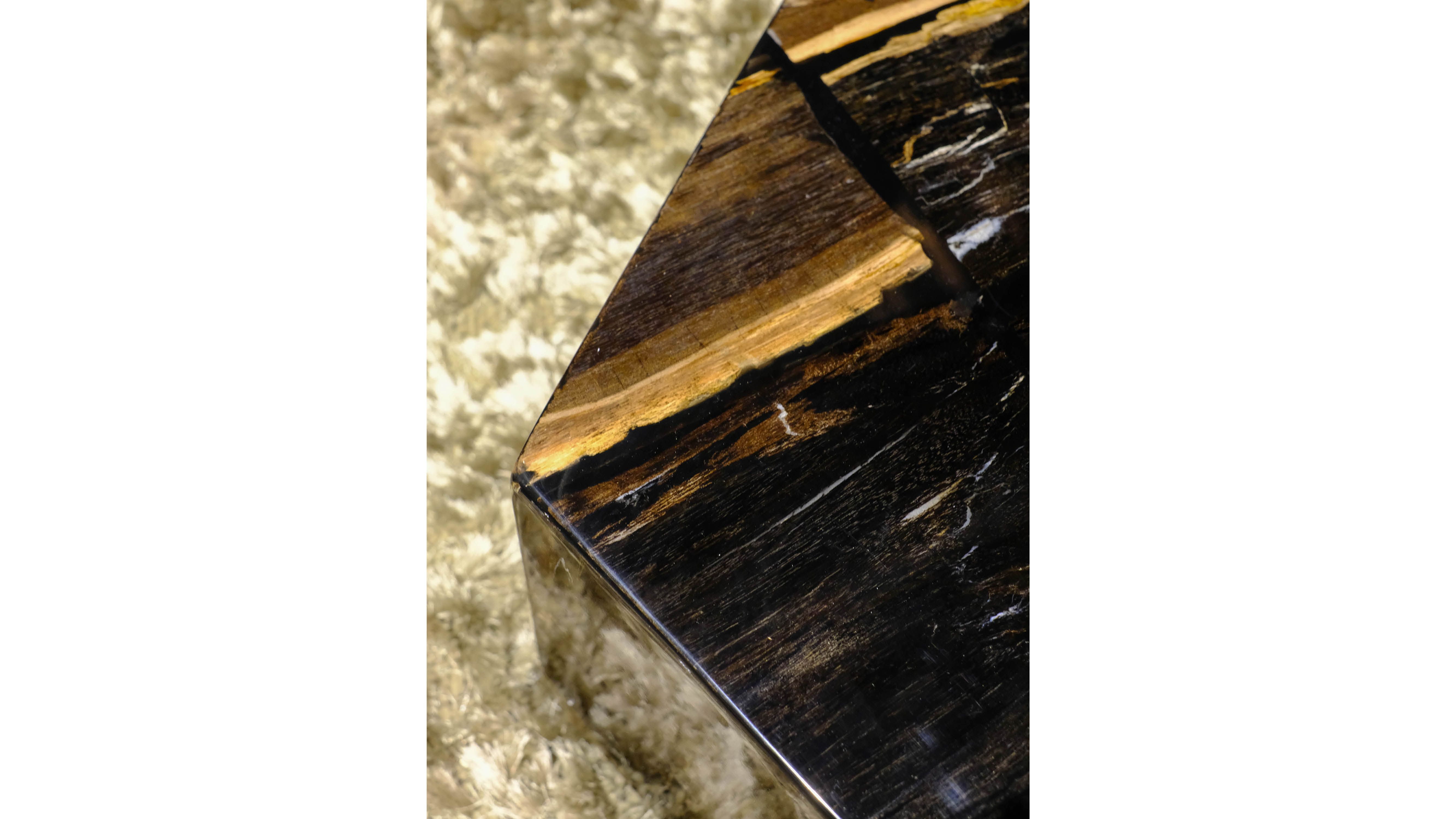 Salontafel Petrified Wood Large 706817 Rayn B87 x D80 x H31 cm